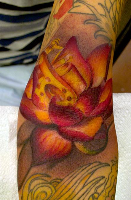 Ryan Mullins - Color Lotus Flower With Mickey Sharpz Machine